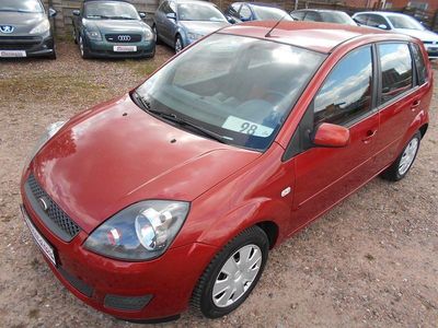 Gebraucht Ford Fiesta 70 PS (51 kW) 2008 Kleinwagen