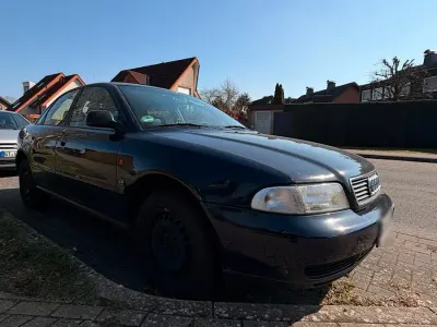Occasion Audi A4 125 ch (91 kW) 1996 Bleue Berline