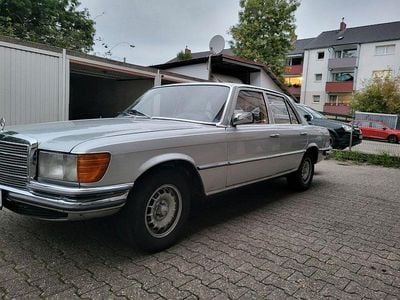 Silber Gebraucht 1973 Mercedes S280 Limousine | 9.590 €