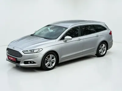 Gebraucht Ford Mondeo Titanium 150 PS (110 kW) 2017 Silber Kombi