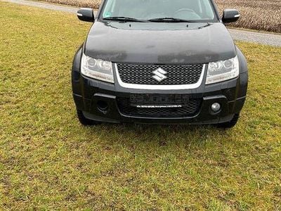 Gebraucht Suzuki Grand Vitara 129 PS (94 kW) 2012 Schwarz SUV