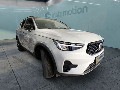 Grau Gebraucht 2024 Volvo XC40 SUV | 40.500 € (Etwas zu teuer)