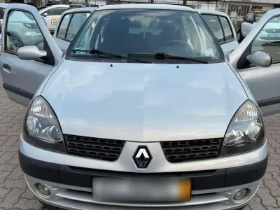 Usata Renault Twingo 75 CV (55 kW) 2003 Argento Utilitaria