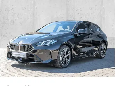 Gebraucht BMW 118 Shadowline 150 PS (110 kW) 2025 Schwarz Kleinwagen