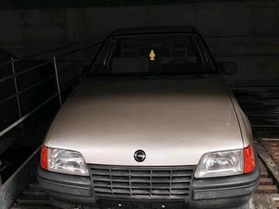 Gebraucht Opel Kadett 60 PS (44 kW) 1988 Grau Kleinwagen