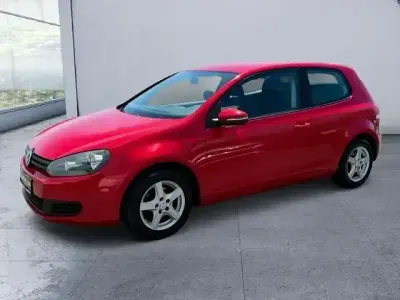 Gebraucht VW Golf VI Trendline 80 PS (58 kW) 2009 Rot (metallic) Kleinwagen