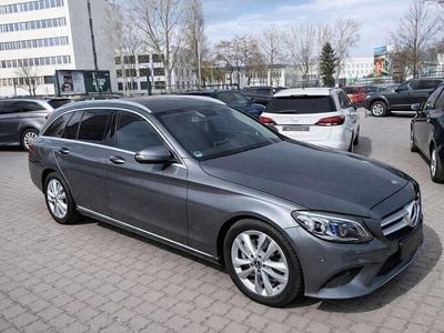 Usata Mercedes C220 194 CV (142 kW) 2018 Grigio Berlina