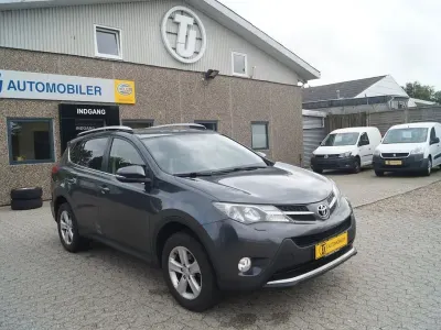 Gebraucht Toyota RAV4 Comfort 124 PS (91 kW) 2014 Grau SUV