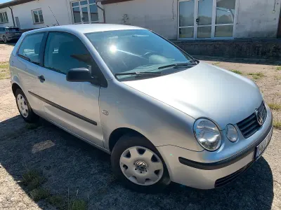 Gebraucht VW Polo 64 PS (47 kW) 2003 Silber Kleinwagen