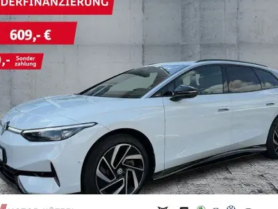 Gebraucht VW ID.7 Pro 210 kW (286 PS) 2024 Weiß Kombi