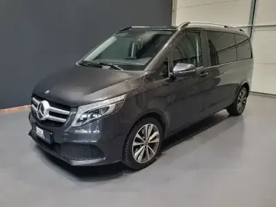 Gebraucht Mercedes V250 Edition 190 PS (139 kW) 2019 Grau Van / Kleinbus