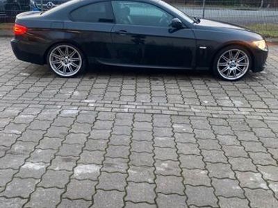 gebraucht BMW 320 D Coupé M / Bi Xenon / 19 Zoll M