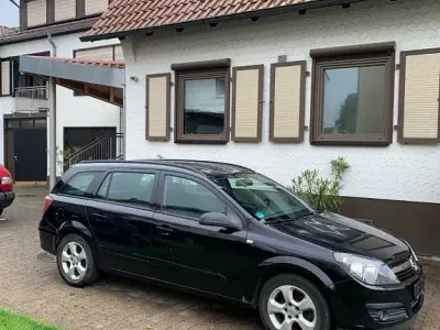 Gebraucht Opel Astra 125 PS (91 kW) 2006 Schwarz Limousine