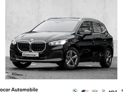 Gebraucht BMW 220 Sport Line 170 PS (125 kW) 2023 Schwarz Van / Kleinbus