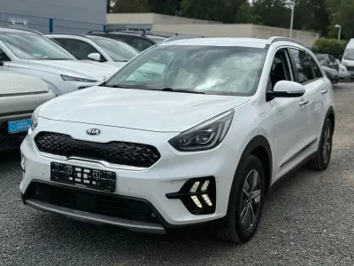 Gebraucht Kia Niro 105 PS (77 kW) 2020 Weiß SUV