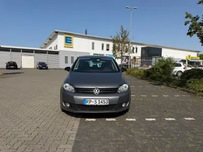 Gebraucht VW Golf Plus Cross Comfortline 105 PS (77 kW) 2013 Grau Limousine