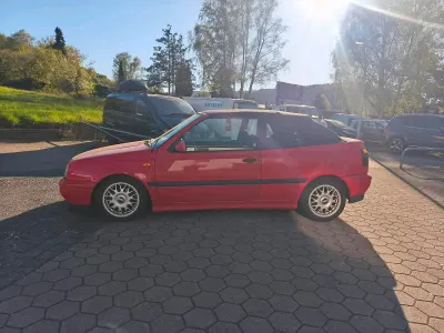 Gebraucht VW Golf Cabriolet 90 PS (66 kW) 1995 Rot Cabrio