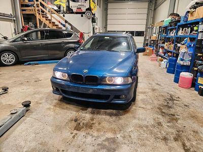 Gebraucht BMW 525 M Sport 192 PS (141 kW) 2002 Blau Kombi