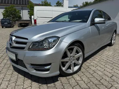 Gebraucht Mercedes C220 AMG 170 PS (125 kW) 2013 Silber Coupé