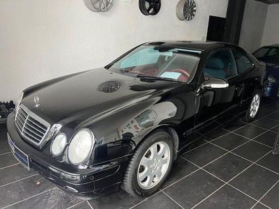 Usata Mercedes CLK320 Avantgarde 218 CV (160 kW) 2001 Nero Coupé