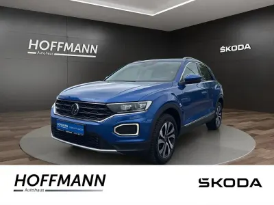 Używany VW T-Roc Active 150 KM (110 kW) 2021 Niebieski SUV