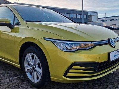 Gebraucht VW Golf VIII Life 131 PS (96 kW) 2020 Grün Limousine