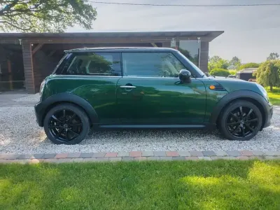Gebraucht Mini Cooper 122 PS (89 kW) 2010 Grün Kleinwagen