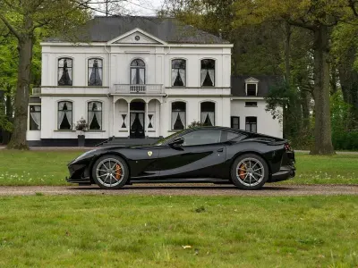 Gebraucht Ferrari 812 795 PS (584 kW) 2019 Schwarz