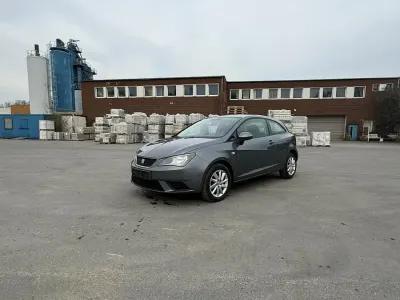 Używany Seat Ibiza 90 KM (66 kW) 2013 Szary Hatchback