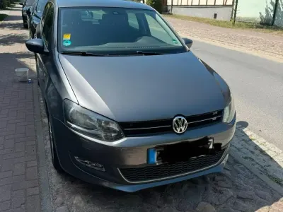 Gebraucht VW Polo 90 PS (66 kW) 2013 Grau Kleinwagen