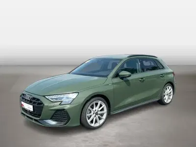 Gebraucht Audi A3 S-Line 116 PS (85 kW) 2025 Grün Limousine