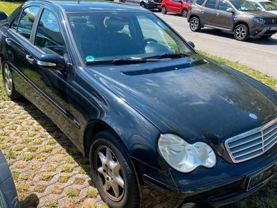 Mercedes C180