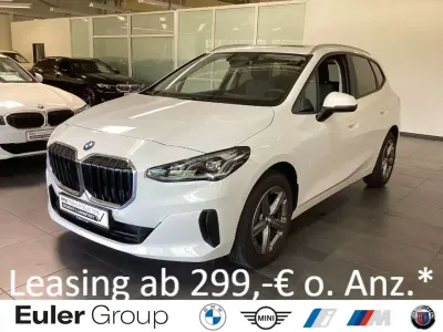 Gebraucht BMW 220 Active Tourer Luxury Line 170 PS (125 kW) 2025 Weiss Van / Kleinbus