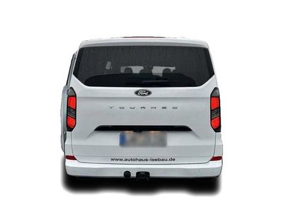 Weiss Gebraucht 2024 Ford Tourneo Van / Kleinbus | 59.915 €