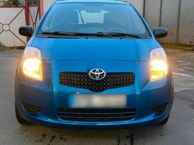 Gebraucht Toyota Yaris 70 PS (51 kW) 2007 Blau Kleinwagen
