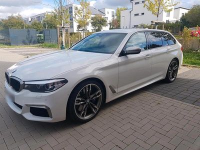 Usata BMW 550 Sport Line 400 CV (294 kW) 2018 Bianco Station wagon