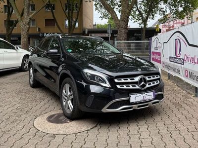 Mercedes GLA220