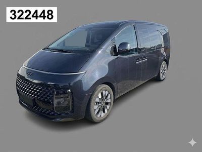 Gebraucht Hyundai Staria Signature 177 PS (130 kW) 2023 Schwarz Van / Kleinbus