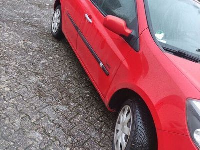 gebraucht Renault Clio Authentique 1.2 16V Authentique