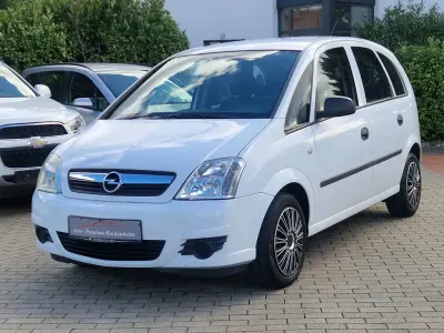 Gebraucht Opel Meriva 105 PS (77 kW) 2009 Weiß Van / Kleinbus