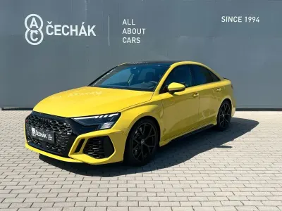Gebraucht Audi RS3 Sport 400 PS (294 kW) 2023 Gelb Limousine