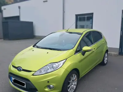 Usata Ford Fiesta Titanium 120 CV (88 kW) 2009 Verde Utilitaria