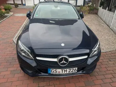 Gebraucht Mercedes C200 184 PS (135 kW) 2016 Blau Coupé