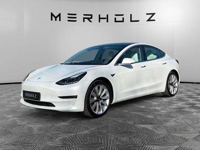 Begagnad Tesla Model 3 350 kW (476 HK) 2019 Vit Sedan