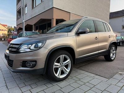Gebraucht VW Tiguan Cup 140 PS (102 kW) 2015 Beige SUV
