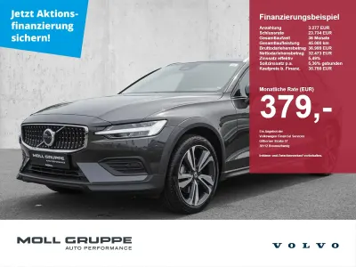 Gebraucht Volvo V60 CC Plus 197 PS (144 kW) 2024 Platinum grey / metallic Kombi
