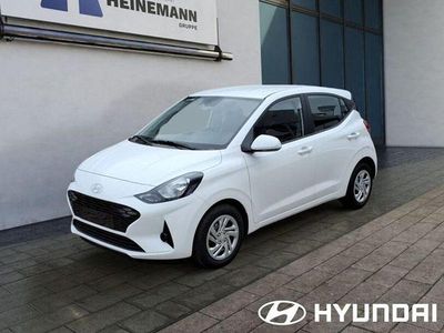 Weiß sonderlack Gebraucht 2024 Hyundai i10 Comfort Kleinwagen | 14.950 € (Fairer Preis)