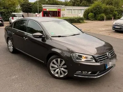 Gebraucht VW Passat Exclusive 122 PS (89 kW) 2012 Braun Limousine