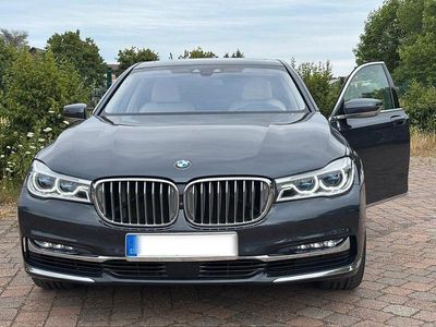 BMW 750