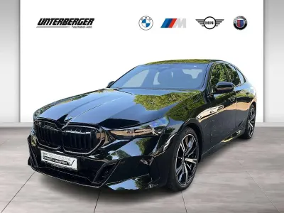 Gebraucht BMW 540 M Sport 303 PS (222 kW) 2025 Schwarz Limousine